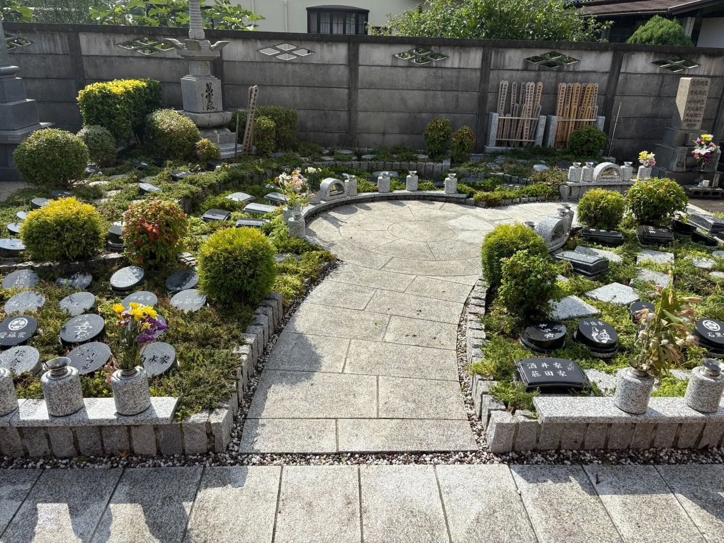 お手入れ不要 小さなお墓【樹木葬・小牧市内】